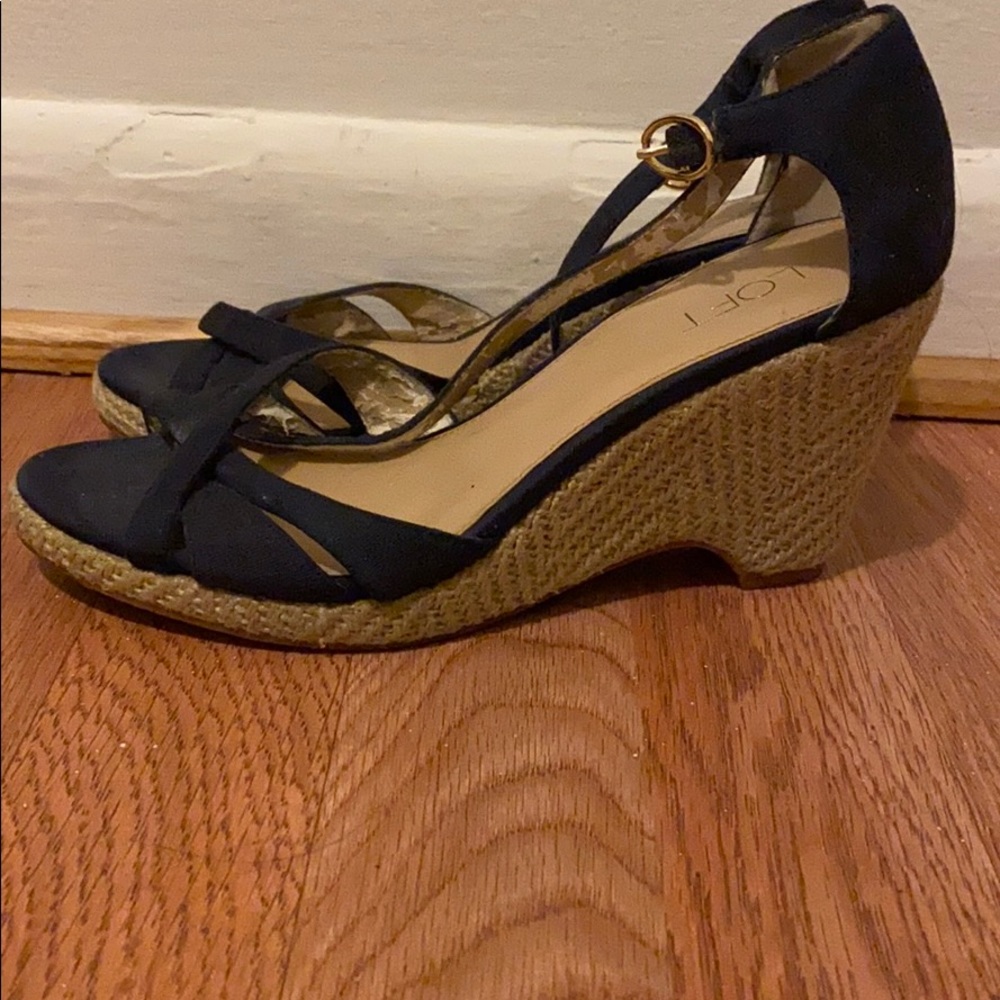 Shoes - Picture 2 of 3